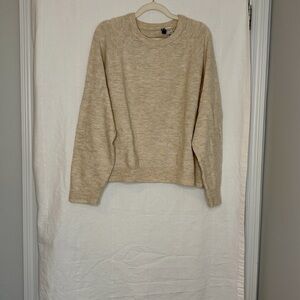 H&M Light Tan Crew Neck Sweater XXL Closet staple Layering for spring Minimal